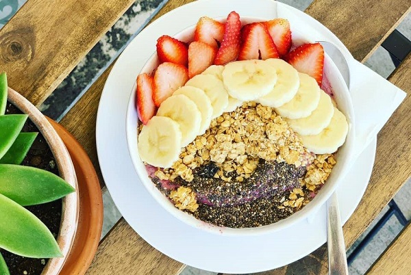 Berry Breakfast Bowl